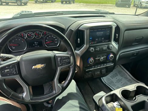 Used 2023 Chevrolet Silverado 2500 LT w/ Convenience Package AWD/4WD image 8
