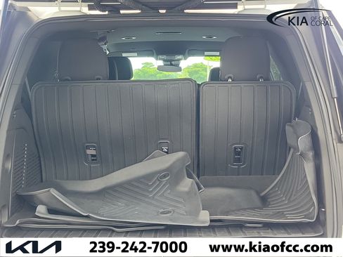 Used 2023 Chevrolet Tahoe LS RWD image 10