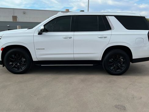 Used 2021 Chevrolet Tahoe Premier AWD/4WD image 2