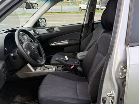 Used 2010 Subaru Forester 2.5X AWD/4WD image 11