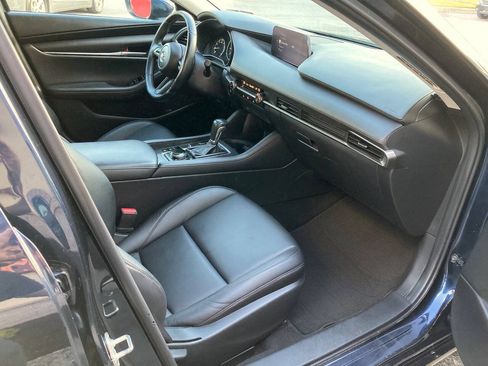 Used 2021 MAZDA MAZDA3 s FWD image 8