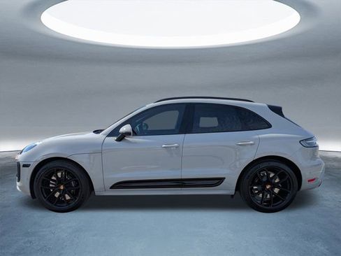 Used 2025 Porsche Macan GTS image 7