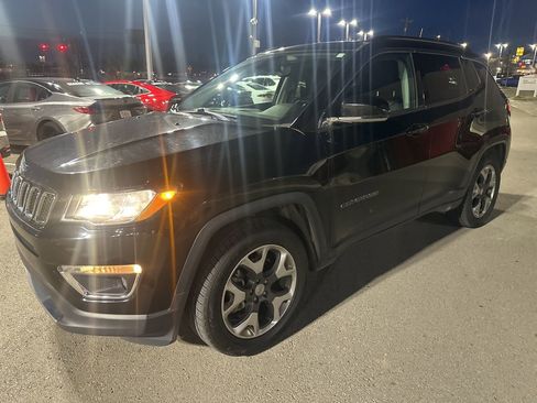 Used 2019 Jeep Compass Limited w/ Safety & Security Group image 1