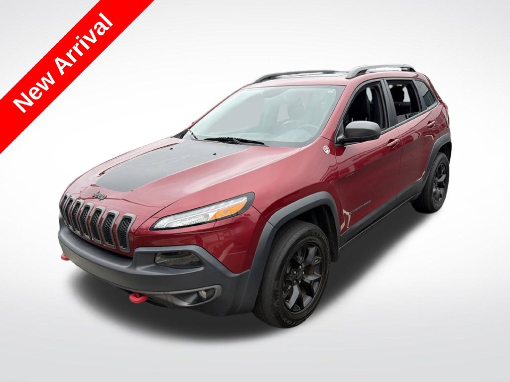 Used 2017 Jeep Cherokee Trailhawk AWD/4WD image 1
