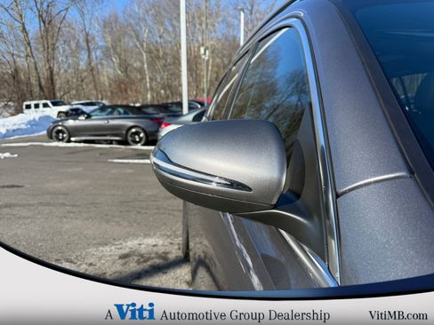 Used 2026 Mercedes-Benz GLB 250 4MATIC image 10
