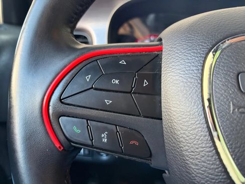 Used 2018 Dodge Charger SXT w/ Blacktop Package RWD image 29