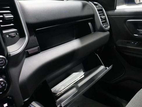 Used 2025 RAM 1500 Big Horn image 28