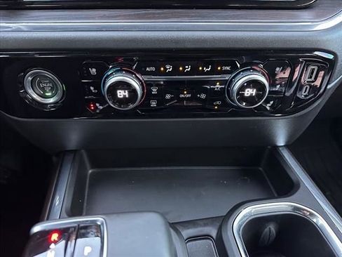 Certified 2023 GMC Sierra 1500 SLT w/ SLT Premium Package image 30