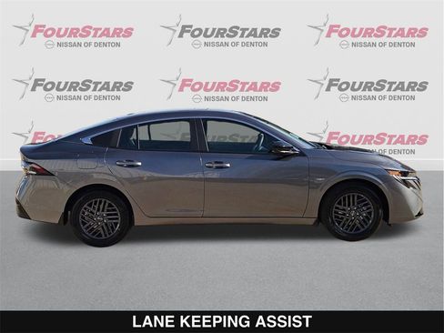 New 2026 Nissan Sentra SV image 3