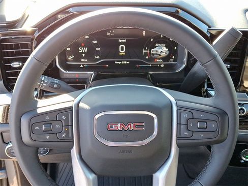 New 2024 GMC Sierra 1500 Elevation image 9