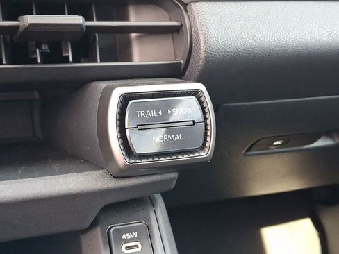 Used 2026 Toyota RAV4 XLE Premium AWD/4WD image 28