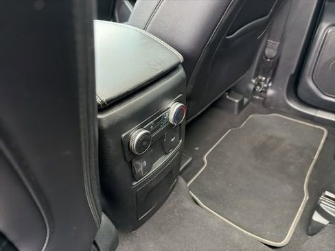 Used 2022 Ford Explorer ST image 16