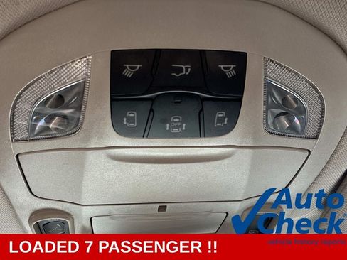 Used 2024 Chrysler Pacifica Limited FWD image 42
