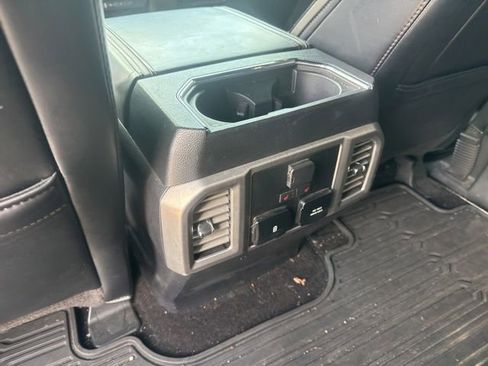 Used 2018 Ford F150 Platinum w/ Equipment Group 701A Luxury AWD/4WD image 28