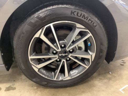 Certified 2023 Kia Forte LXS image 25