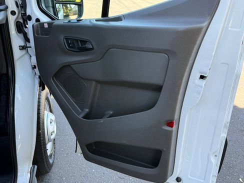 Used 2020 Ford Transit 250 Medium Roof AWD w/ Load Area Protection Package image 29