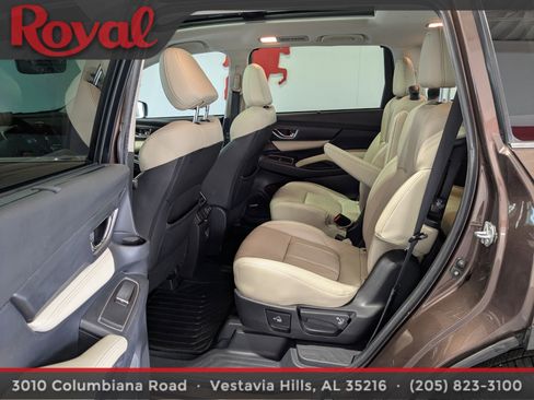 Used 2021 Subaru Ascent Limited w/ Technology Package image 16