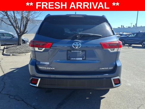 Used 2018 Toyota Highlander Limited Platinum image 7