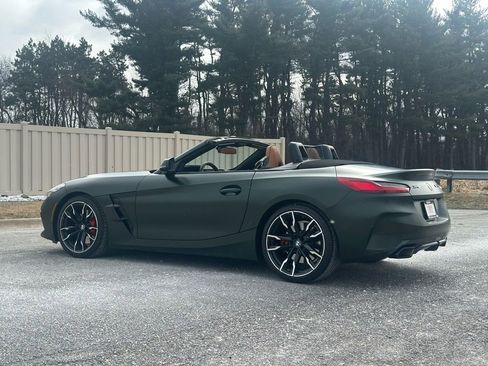 Used 2025 BMW Z4 M40i w/ Edition image 5