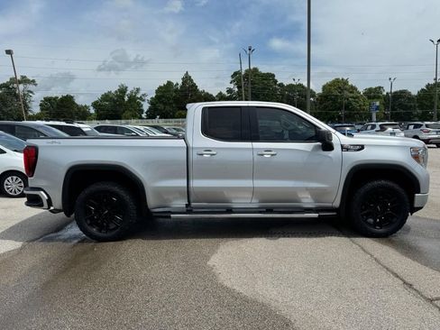 Used 2019 GMC Sierra 1500 Elevation w/ Elevation Value Package AWD/4WD image 2