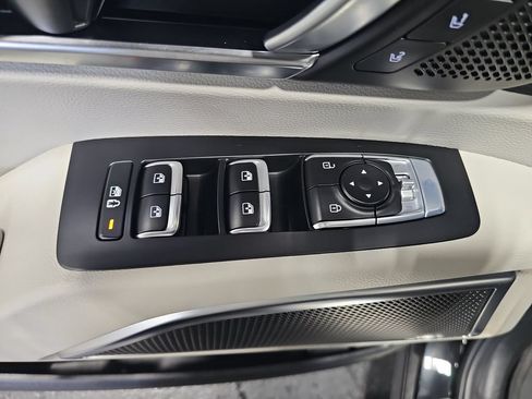 Used 2024 Kia Telluride SX Prestige w/ Towing Package AWD/4WD image 29