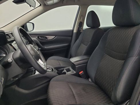 Used 2019 Nissan Rogue S FWD image 17