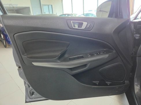 Used 2018 Ford EcoSport SE image 13