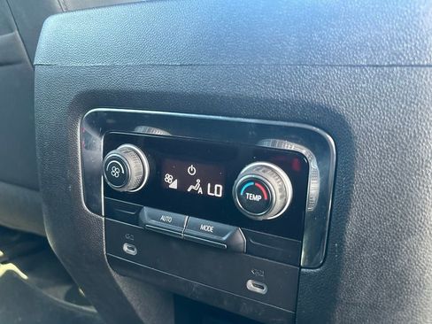 Used 2023 Chevrolet Tahoe LS RWD image 29