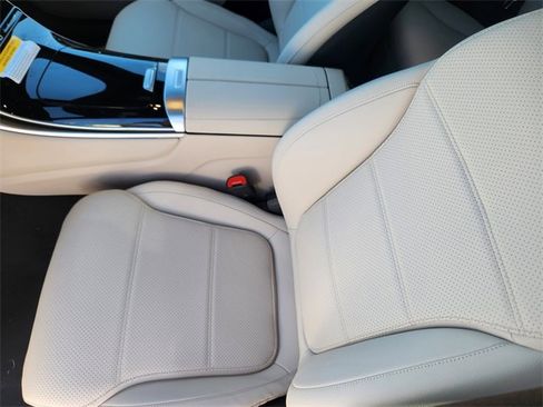 New 2026 Mercedes-Benz GLC 300 4MATIC image 8