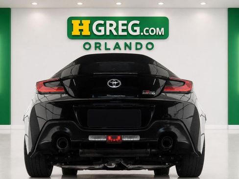Used 2023 Toyota GR86 Premium RWD image 8