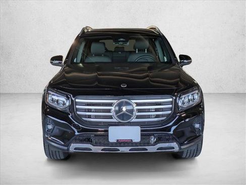 Certified 2025 Mercedes-Benz GLB 250 image 2