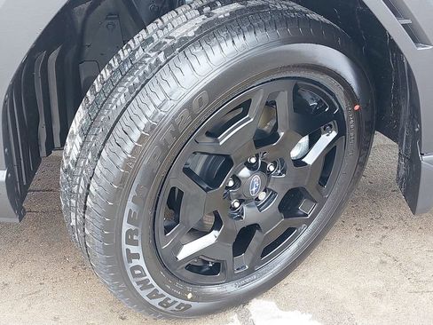 Used 2026 Subaru Outback Limited AWD/4WD image 29