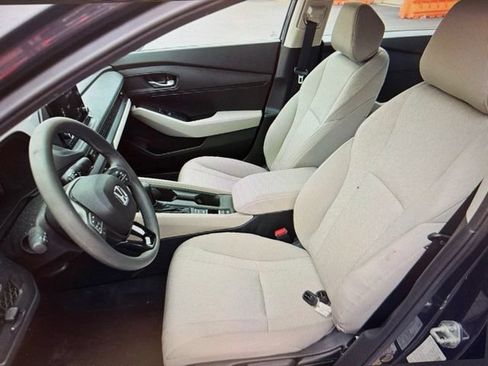 Used 2025 Honda Accord LX image 6