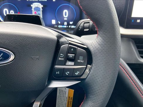 Used 2025 Ford Explorer ST-Line image 24