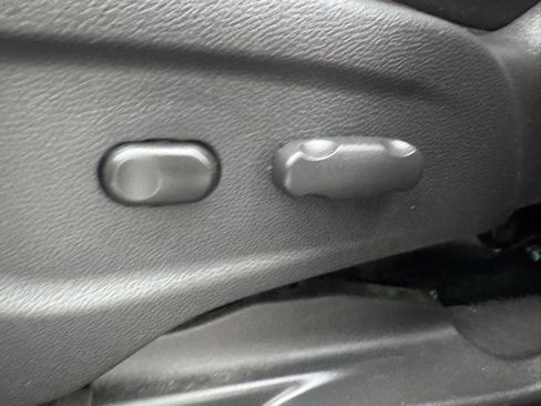 Used 2019 Buick Encore Sport Touring w/ Safety Package image 28