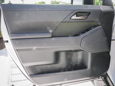 Used 2024 Lexus GX 550 AWD/4WD image 14