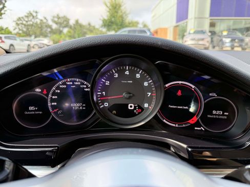 Used 2020 Porsche Panamera 4 AWD/4WD image 21