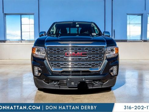 Used 2021 GMC Canyon Denali image 19