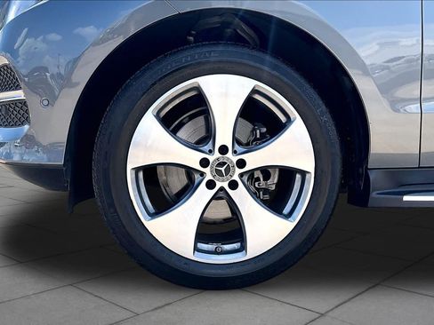 Used 2018 Mercedes-Benz GLE 350 image 11