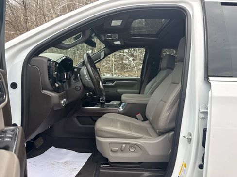 Used 2024 GMC Sierra 1500 SLT w/ SLT Premium Plus Package image 12