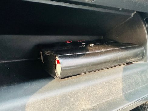 Used 2021 Toyota RAV4 LE image 26