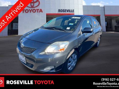Used 2012 Toyota Yaris Sedan image 1