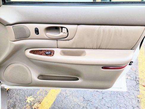 Used 2003 Buick Regal GS image 23