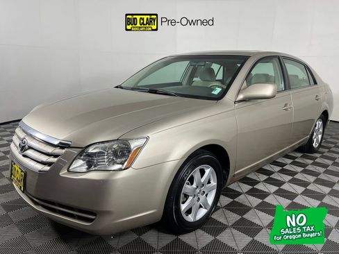 Used 2006 Toyota Avalon XL image 1