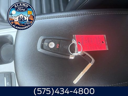 Used 2024 Ford Edge SEL AWD/4WD image 28