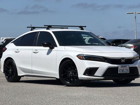 Used 2022 Honda Civic Sport image 2
