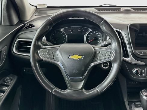 Used 2019 Chevrolet Equinox LT FWD image 18