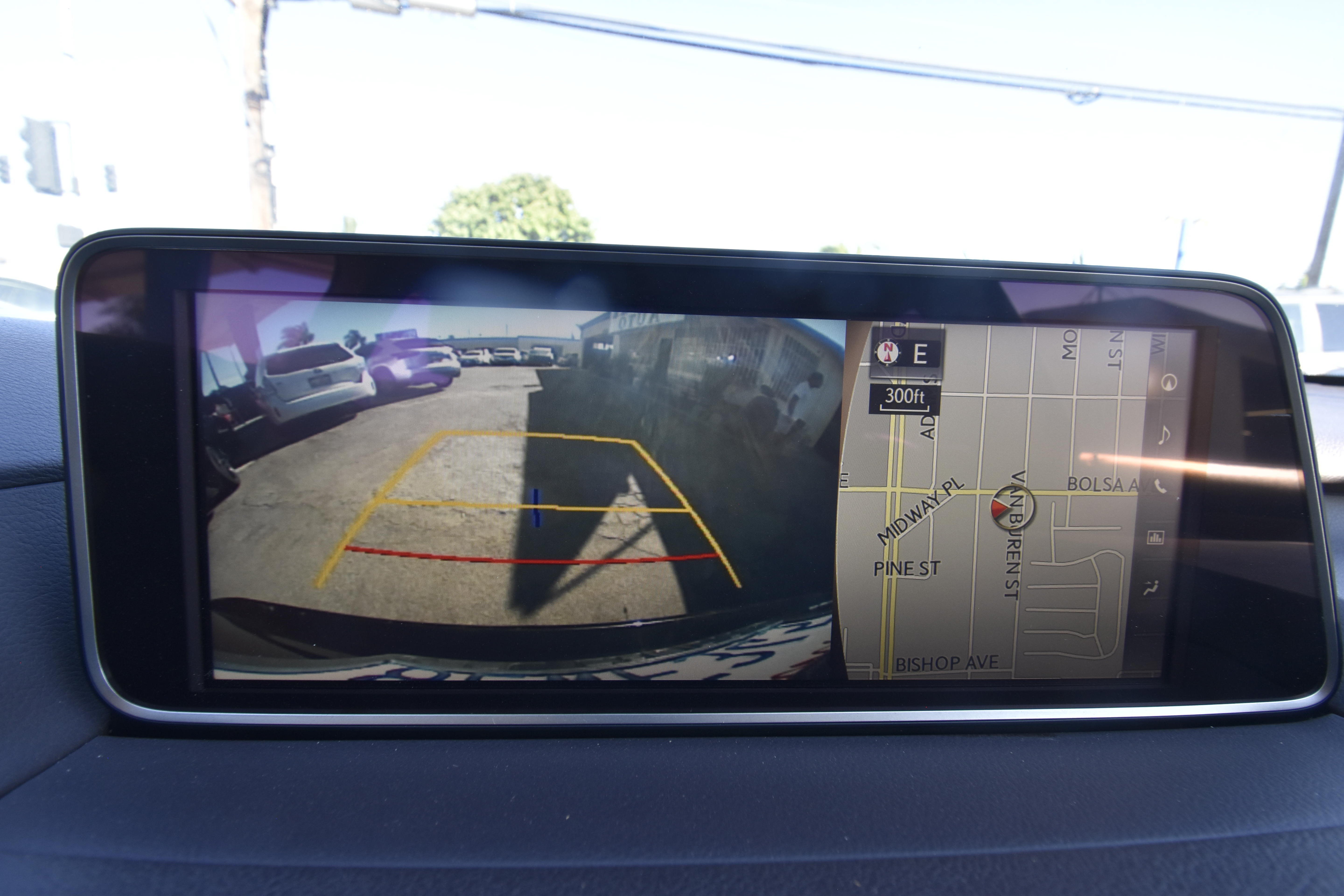Used 2019 Lexus RX 350 FWD w/ Navigation Package image 8