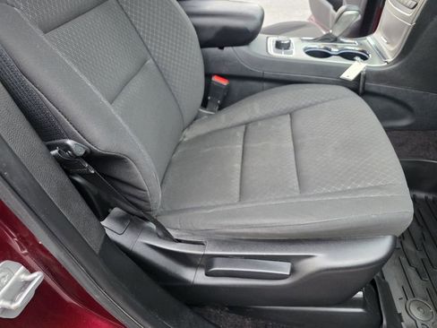 Used 2018 Jeep Grand Cherokee Laredo image 13