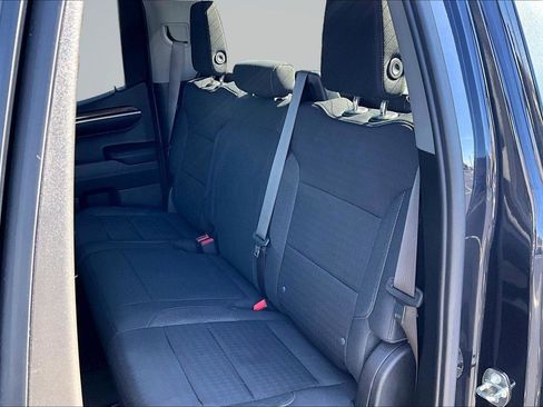 Used 2023 Chevrolet Silverado 1500 LT AWD/4WD image 27